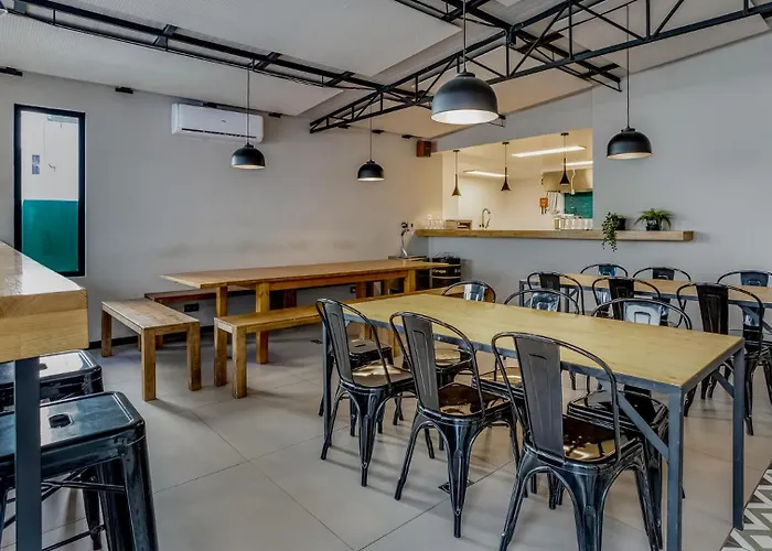 Hostellicious