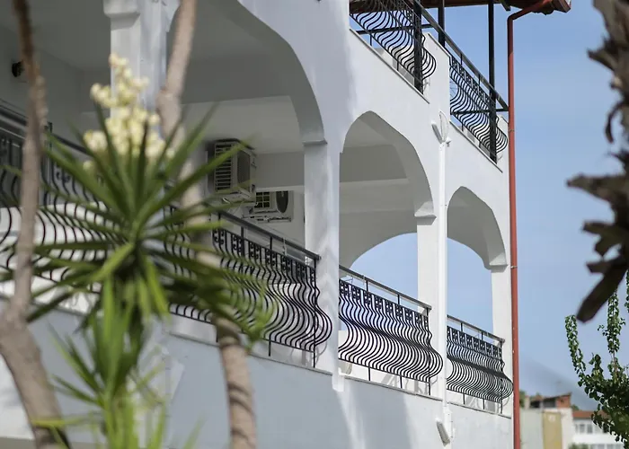 Estia Hotel