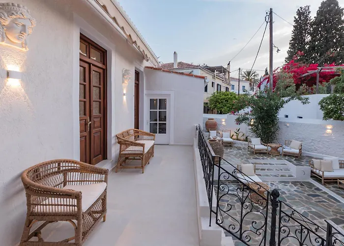 Teresa Spetses