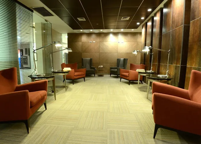 Holiday Inn Santiago - Airport Terminal By Ihg