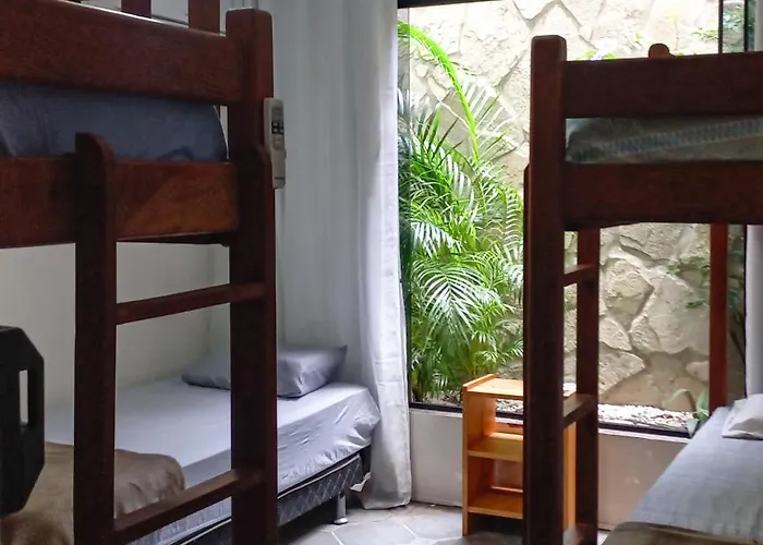 Get Up Hostel