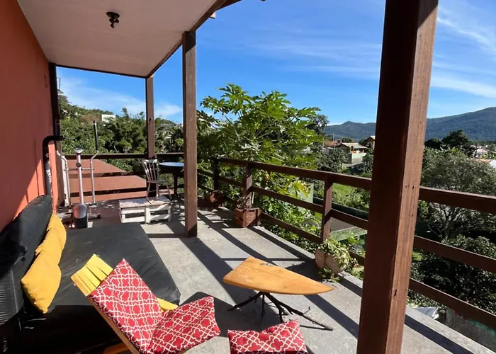 Vibe House Hostel