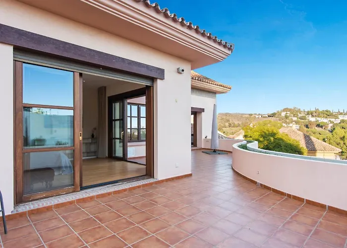 Luxury Villa Robledal By Mabiente - Views Of The Sea And The Golf Course
