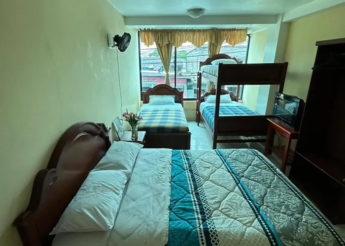 Kanoas Hostal