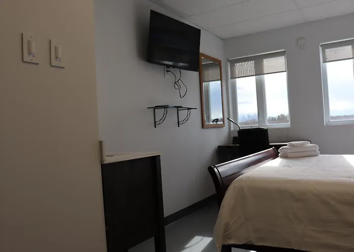Amr Hotel Inc