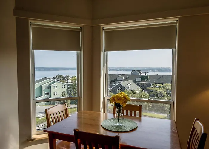 Mount Saint Vincent University