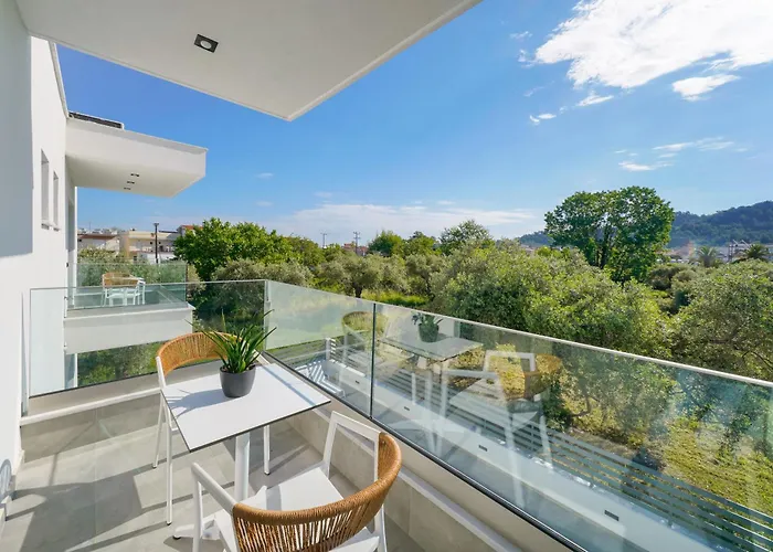 Nuevo Suites