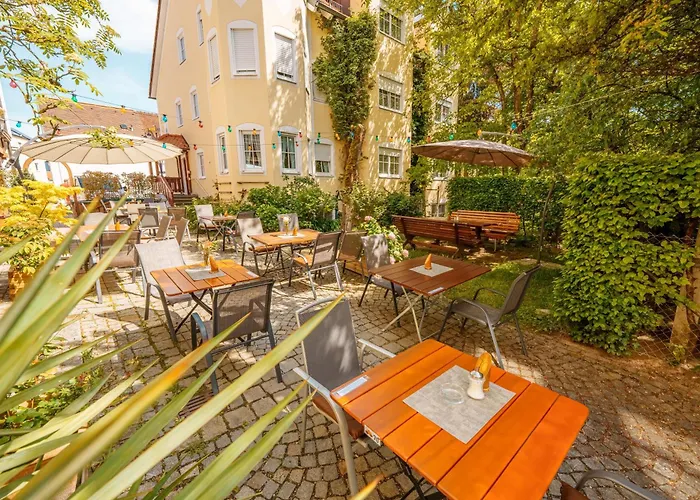 König Ludwig Design Hotel NEU Zimmer mit Sauna oder Whirlpool, genug Parkplatz