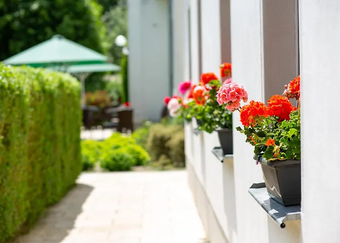 Cafe Wildau Hotel & Restaurant Am Werbellinsee