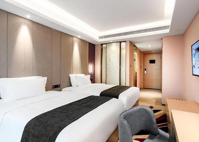 Lavande Hotel Zunyi Times Tianjie