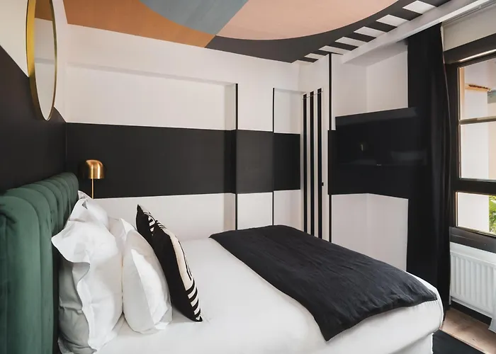 Maisons du Monde Hôtel&Suites - La Rochelle Vieux Port