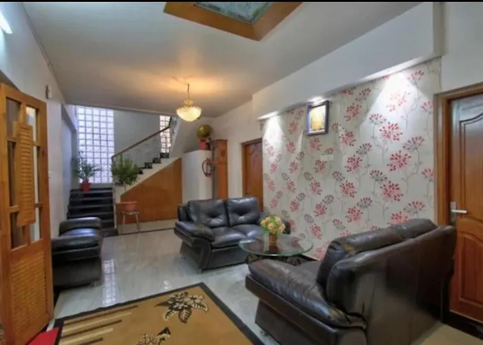 Savi'S Home Stay
