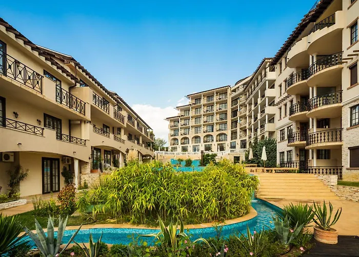 Тhe Cliff Obzor Bay And Holiday Apartments