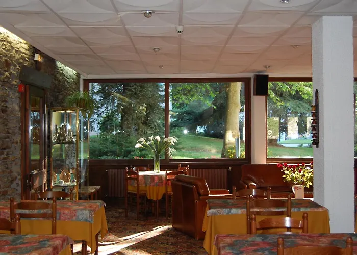 Hotel De Paris