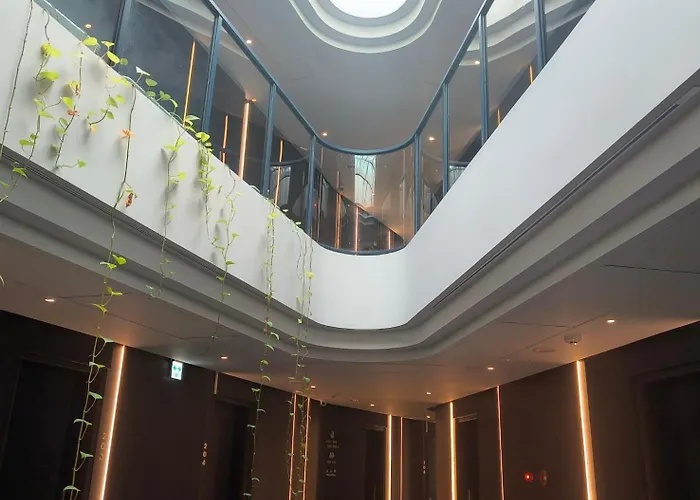 Hotel Hayata Lagom 泊思紅柴居