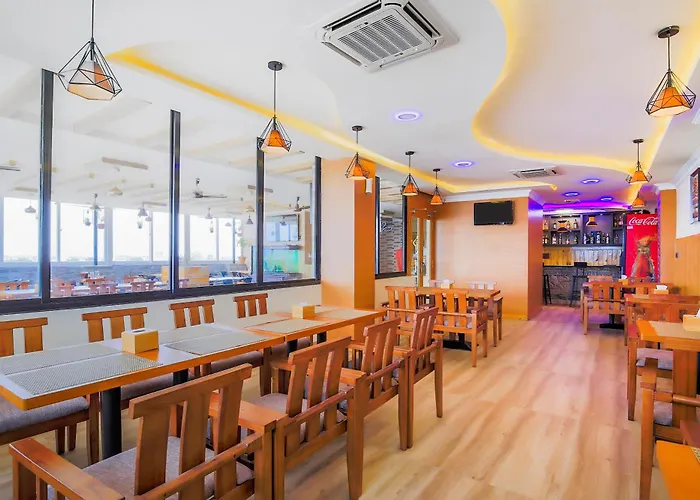 Hotel Intourist Palace