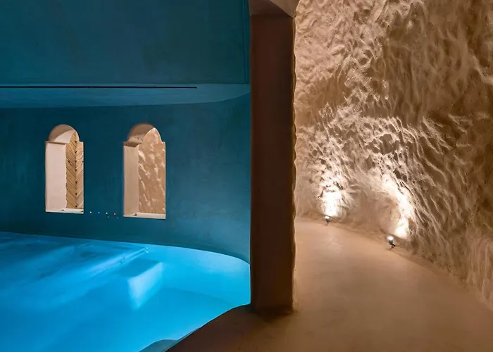 Stone Luxury Suites - Adults Only