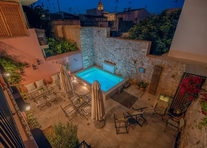 Phaedra Suites (Adults Only)