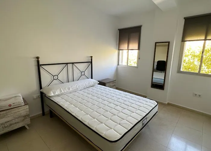 Habitaciones Privadas Con Bano Compartido En Espectacular Piso