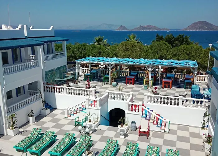 Bahama Art Hotel
