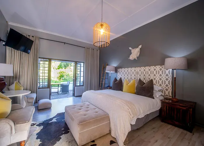 Lairds Lodge Country Estate