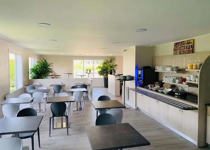 Brit Hotel Confort Morlaix