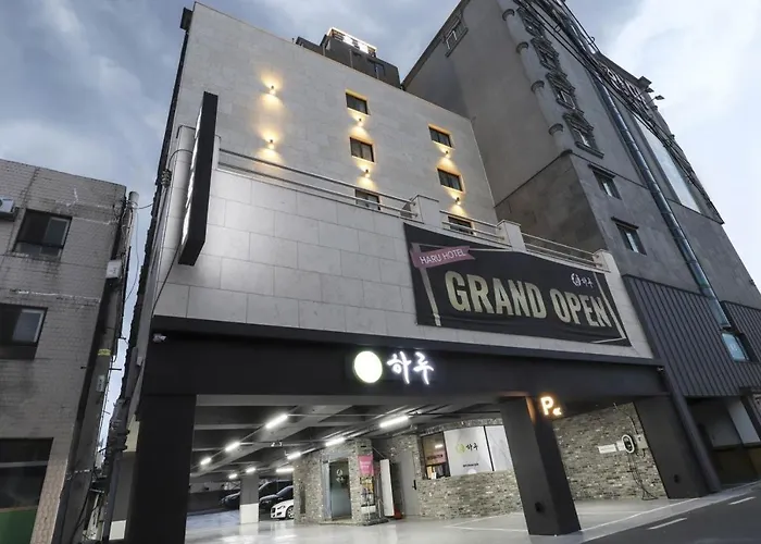 Haru Hotel