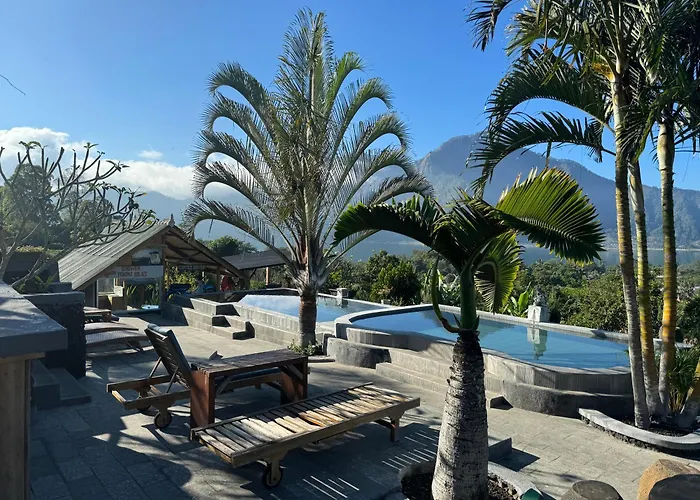 Black Lava Hostel And Lodge