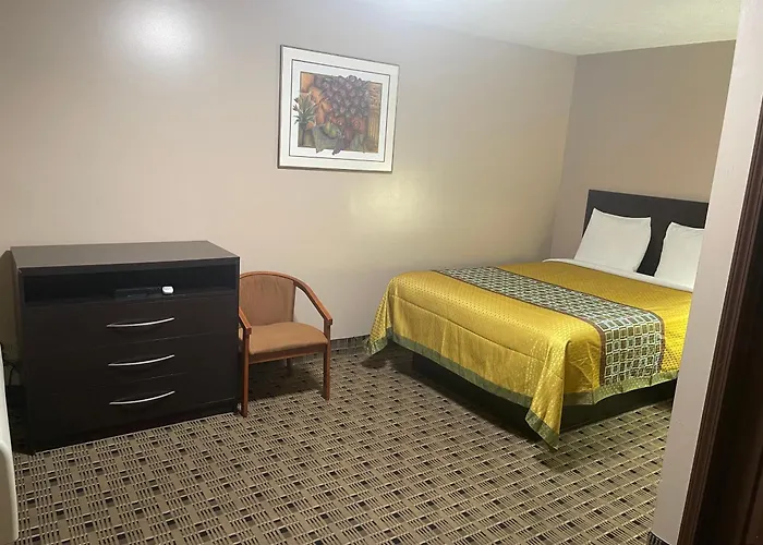 Economy Inn & Suites