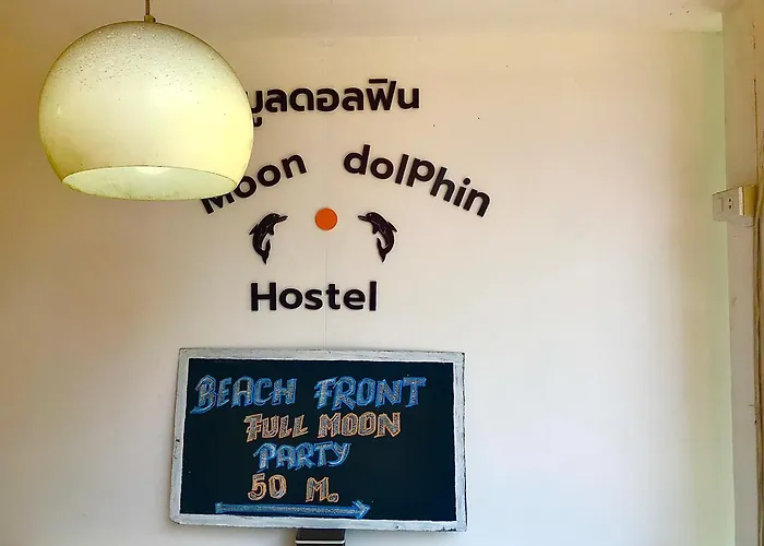 Moon Dolphin Hostel