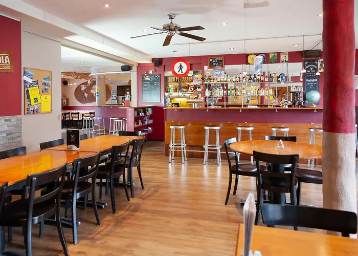 Hirschen Backpacker-Hotel&Pub