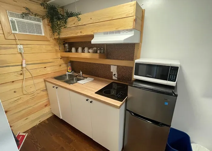 The Valley View Cabins And Event Center