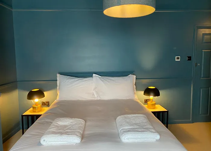 Rooms At The Quayside - Stylish En-Suite Rooms On Poole Quay All Fully Refurbed