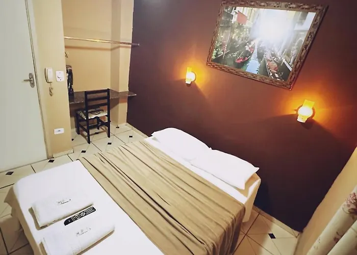 Hotel Bis
