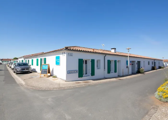 Hotel De Re, "The Originals Residence"