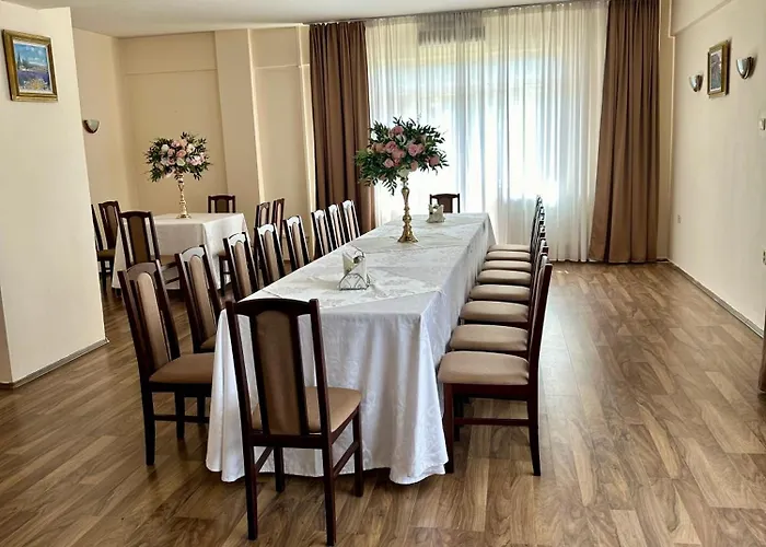 Hotel Diana