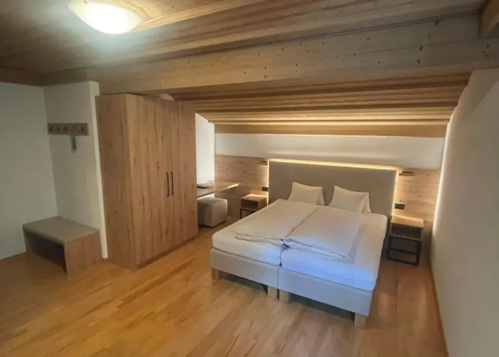 Hotel Edi