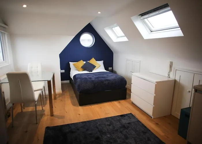 Cosy Loft Apartment Just Off Vibrant Mill Rd Cb1 - Walk To Station And City Centre