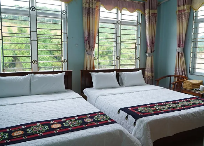 Local Ha Giang Hotel