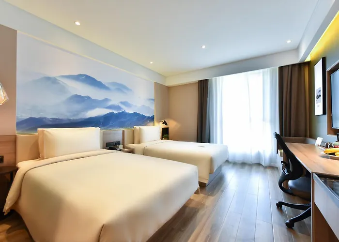 Atour Hotel Qinhuangdao Nandaihe Xianluo Island