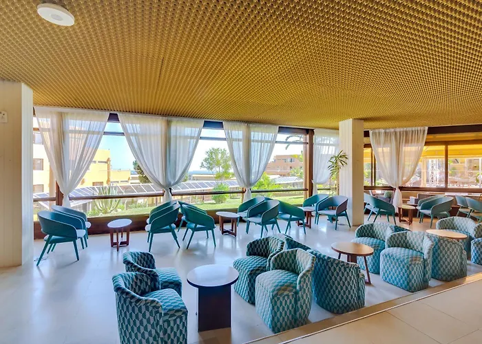 Auramar Beach Resort