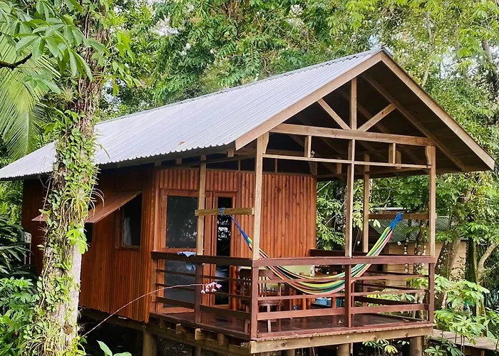 The Golden Resort - Tortugal River Lodge & Marina