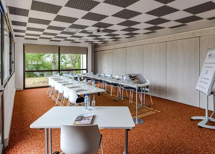 Brit Hotel Rennes Cesson