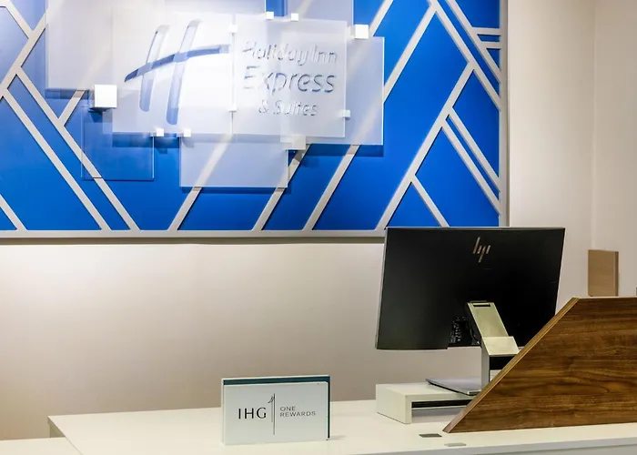 Holiday Inn Express & Suites Columbus At Northlake By Ihg