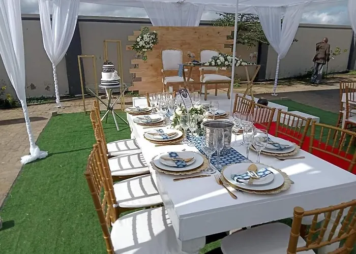 Zovuyo Hotel