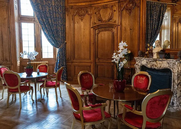 Domaine De Monrecour - Hotel & Restaurant - Proche De Sarlat