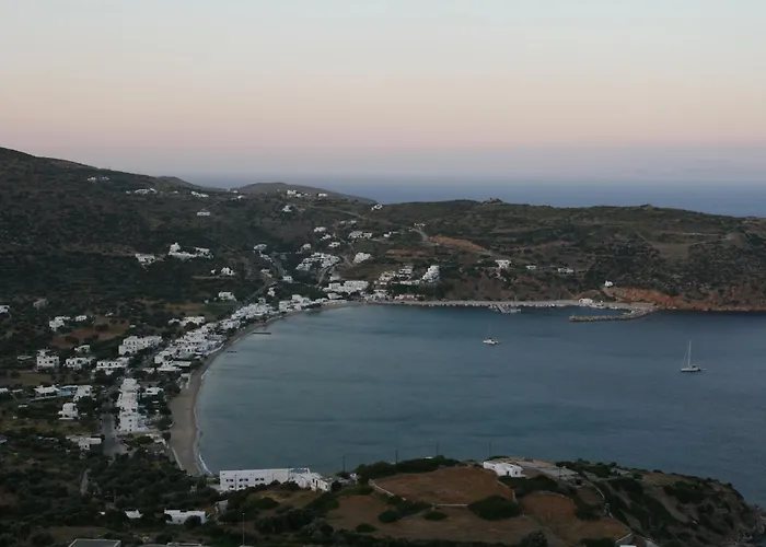 Alexandros Hotel