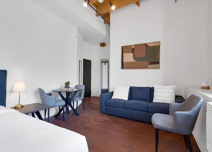 The Little Prince Rooms-Old Montreal