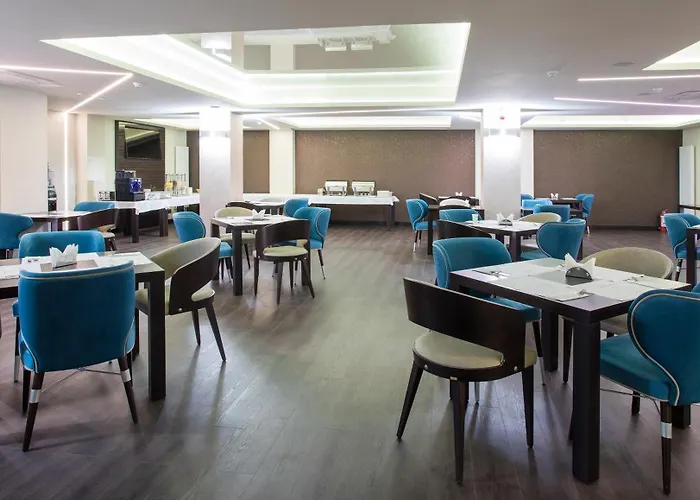 The Fifth Floor By Old Town Hotel