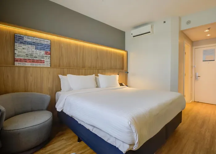 Hampton By Hilton Guarulhos Airport